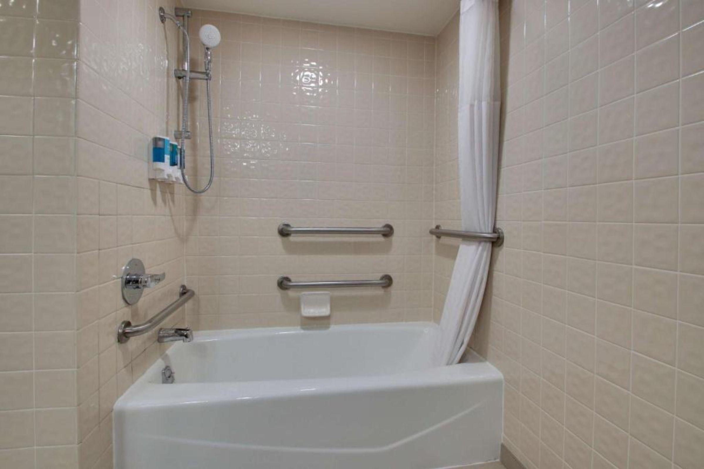 Best Western Plus Indianapolis North At Pyramids Exterior foto
