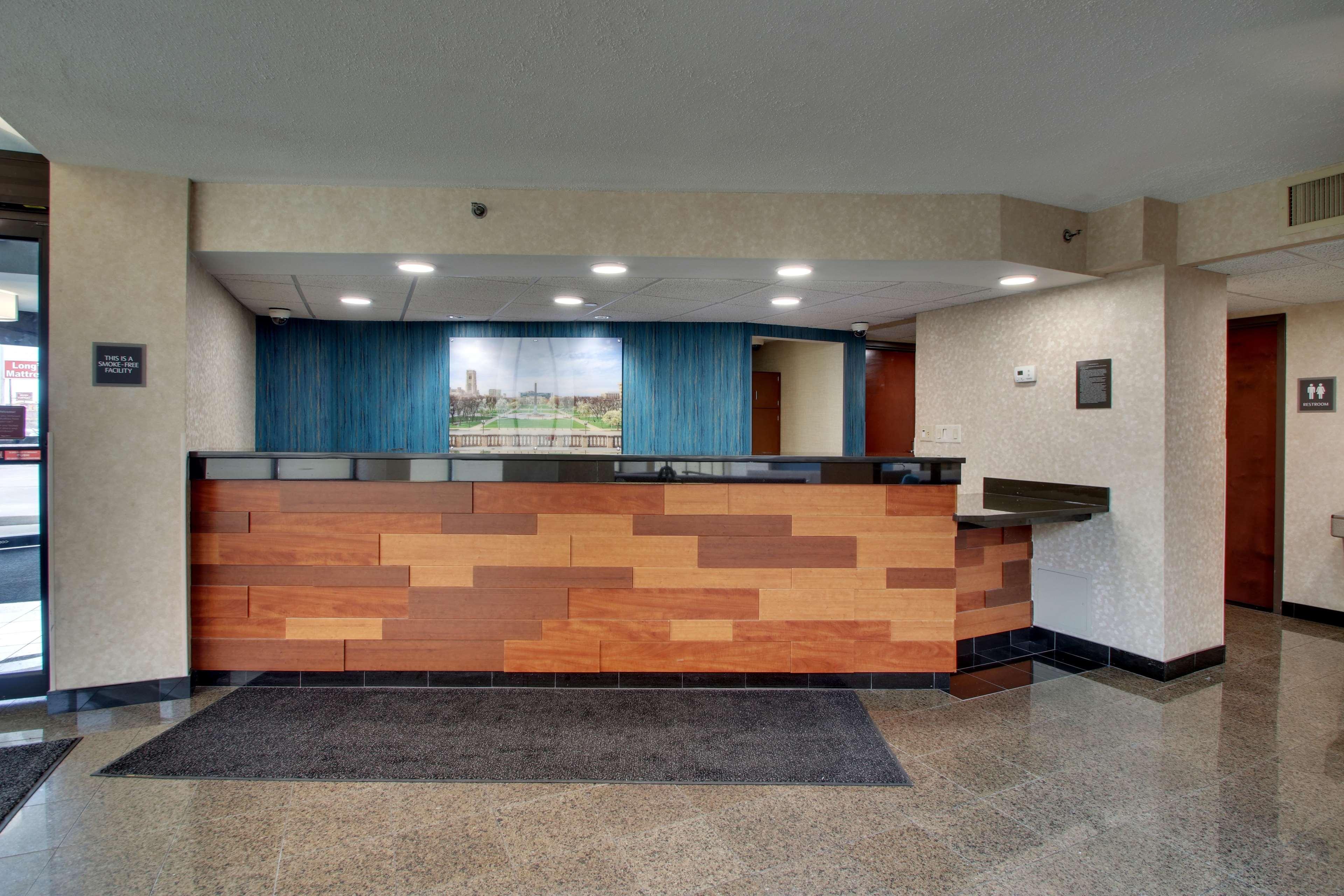 Best Western Plus Indianapolis North At Pyramids Exterior foto